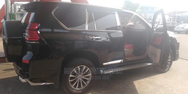 Car Rental Prado for Weddings and Travel Services in Ghana · Photo 4