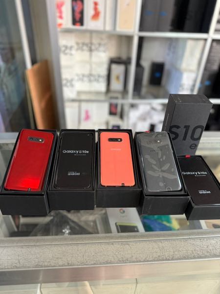 Brand New Samsung Galaxy S10e 128 GB