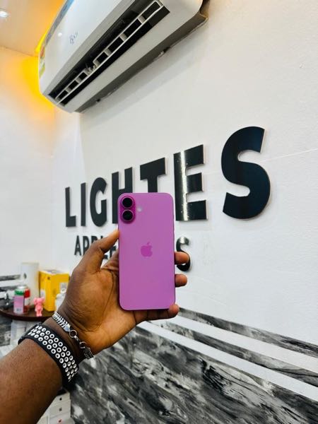Used Apple iPhone 16 Plus 256 GB
