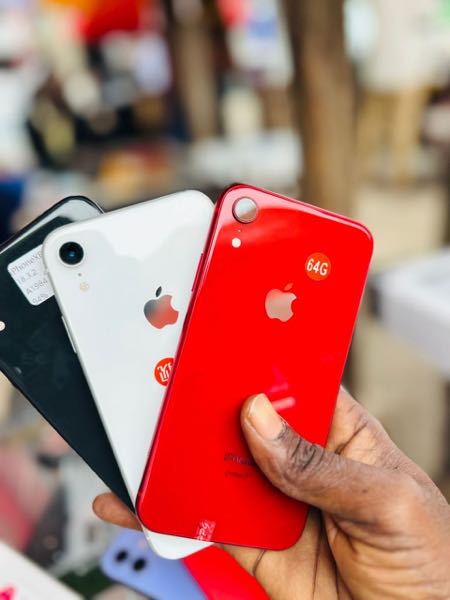 Used Apple iPhone XR 128 GB