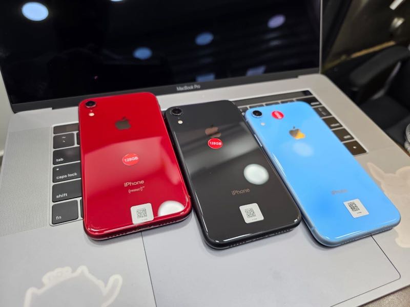 Used Apple iPhone XR 64 GB