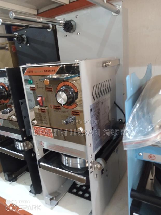 Cup Sealer Machine · Photo 2