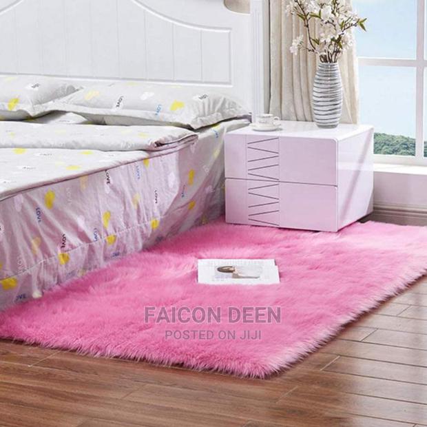 Modern Fluffy Fur Mat(Ultra Soft Fur)*Size:180x120cm · Photo 1