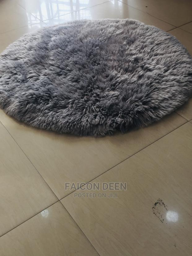 Thick Fluffy Fur ( Ultra Soft Fur Mat)All Colors Available · Photo 2
