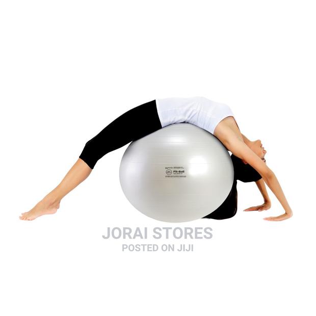Durable Gym Ball · Photo 2