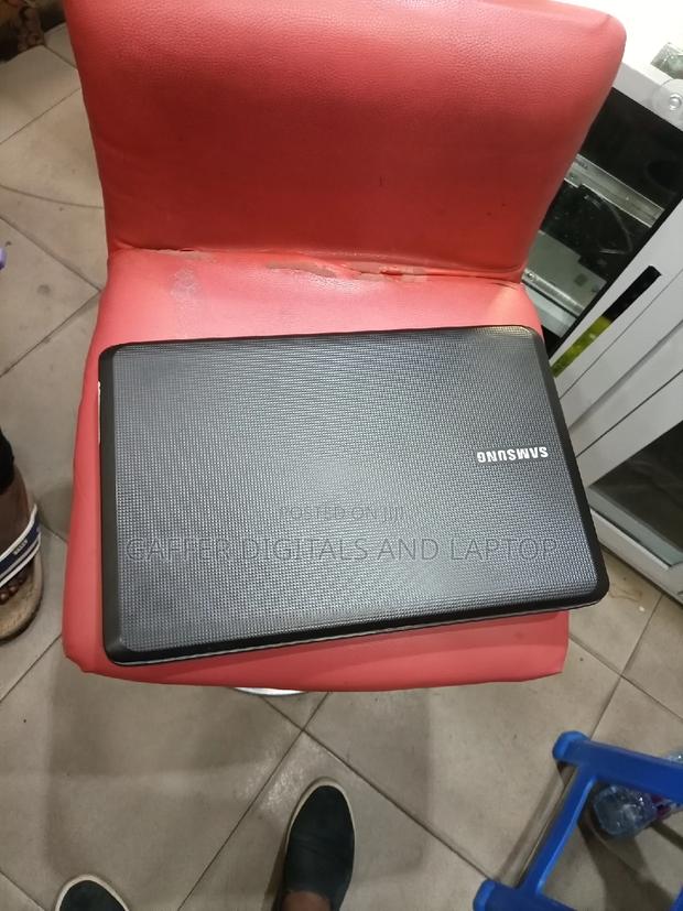 New Laptop Samsung NP-N100S 4GB Intel Core 2 Quad HDD 250GB · Photo 1
