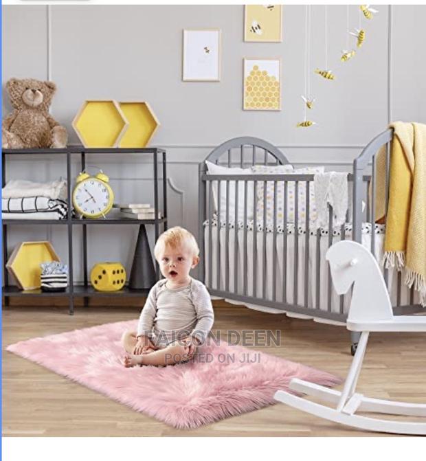 Heavy Fluffy Fur Center Carpet(In Diff Color)*Size:180x120cm · Photo 4