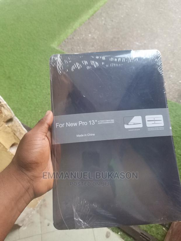 Macbook Pro 13inch Case · Photo 4