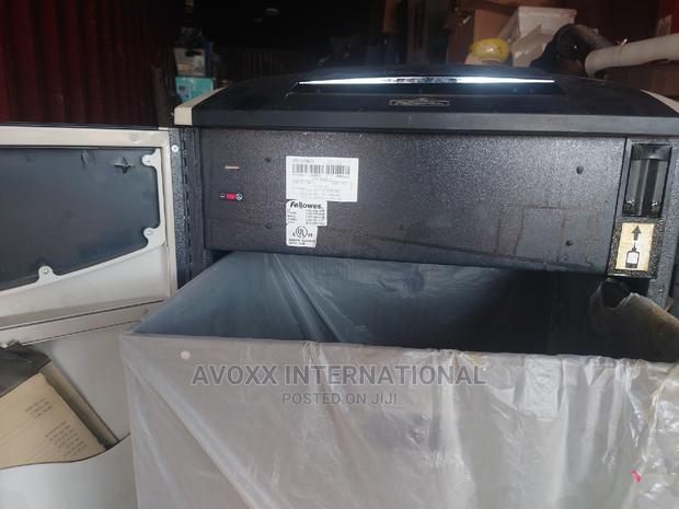 Fellowes C-420c Office Cross Cut Paper Shredder