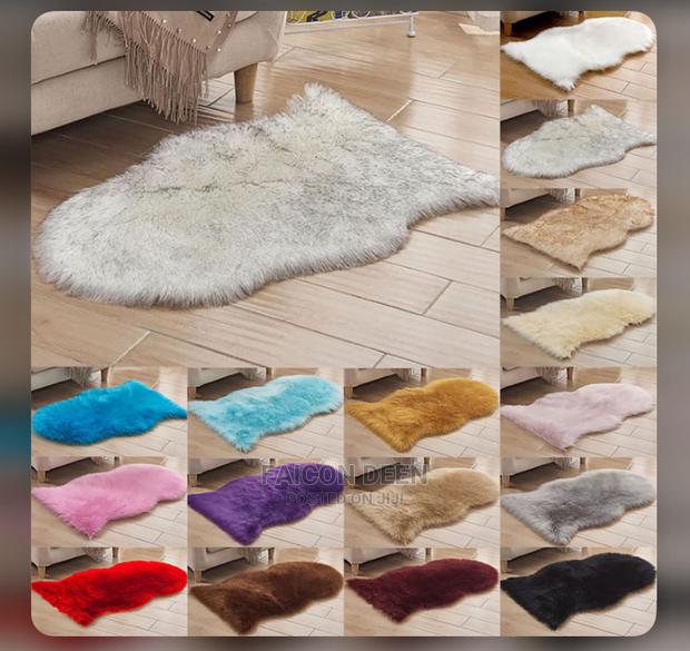 Thick Fluffy Fur ( Ultra Soft Fur Mat)All Colors Available · Photo 1