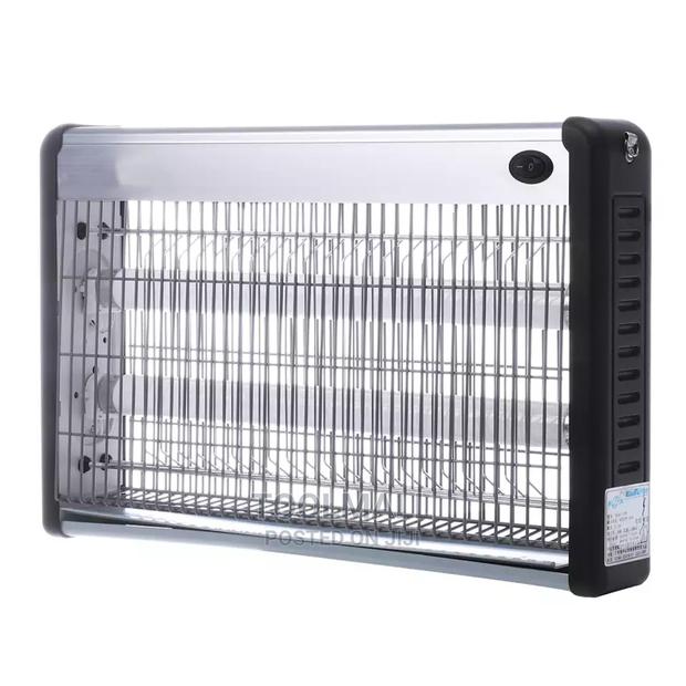 UV Electric Pest Repeller Control Traps Lamp photo 2