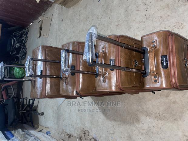 Concord Traveling Bags Set · Photo 4