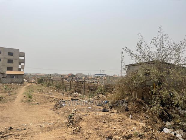 Do Call if You to Buy a Roadside Plot at Legon Hills · Photo 4