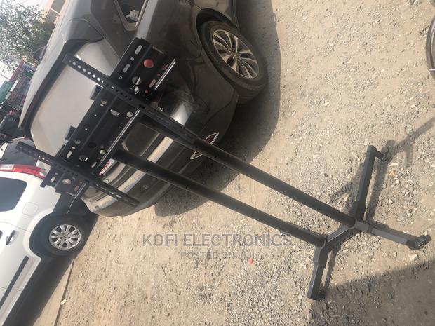 Latest Mobile Tv Stand/Trolley for Led/LCD 32-70" With Shelf · Photo 2