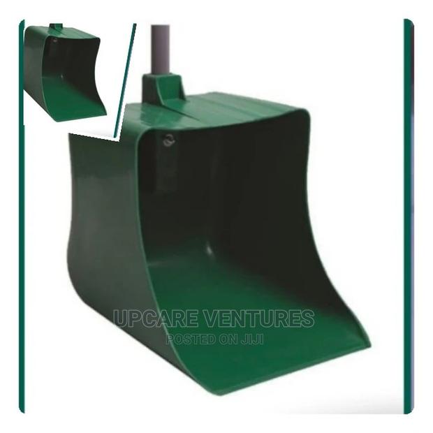 Industrial Dustpan Available · Photo 4
