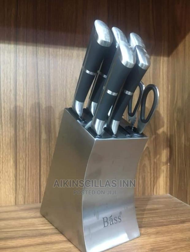 Bass Knife Set With Steel Stand