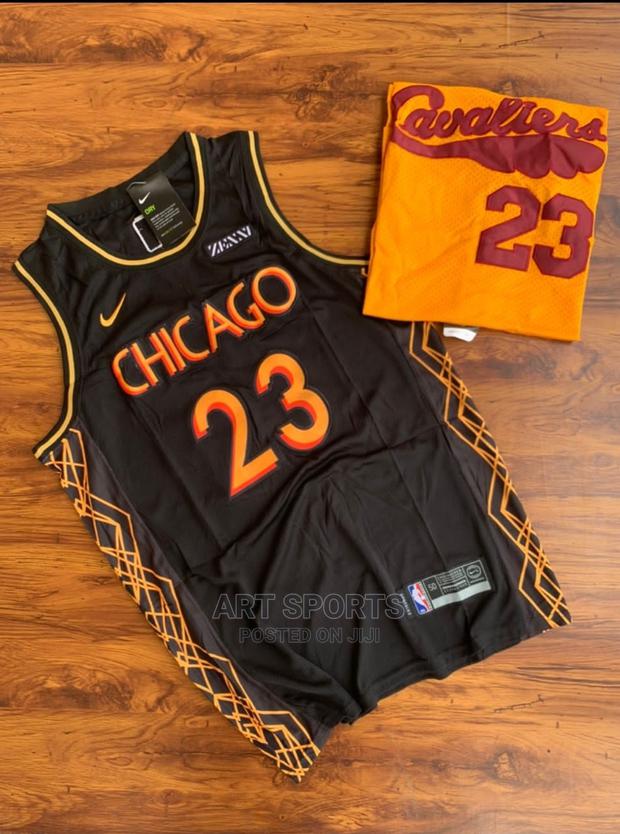 Chicago Basketball Jersey · Photo 1