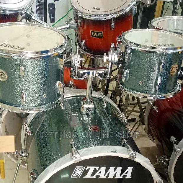 Tama(5pcs) Drums Set · Photo 4