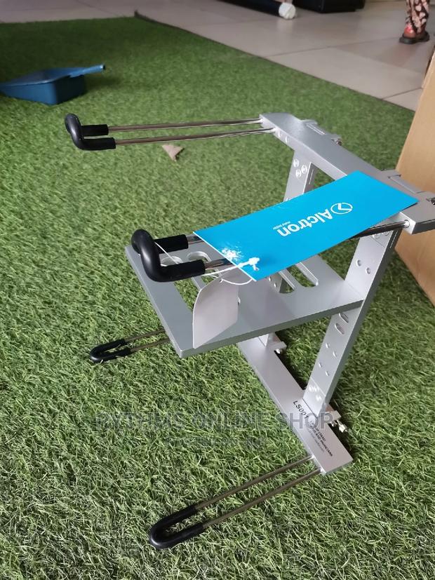 Laptop Stand · Photo 4