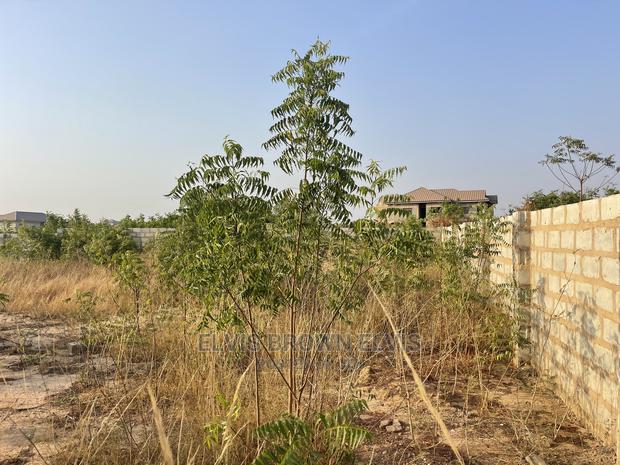 ONE Plot of Land for Sale at Legon Hills Around Blue Kiosk · Photo 4