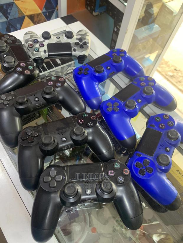 Home Used PS4 Original Pads · Photo 2