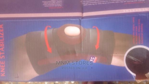 Knee Support at 180gh · Photo 3