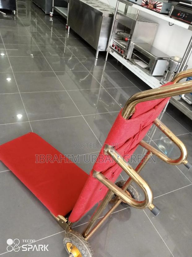 Trolley for Hotel Used · Photo 2