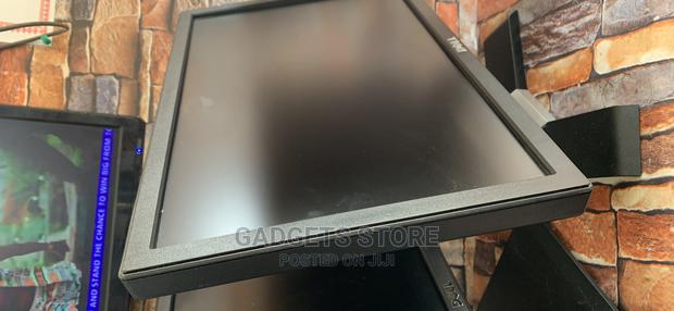 Desktop Computer 4GB Intel Core 2 Duo HDD 320GB · Photo 1