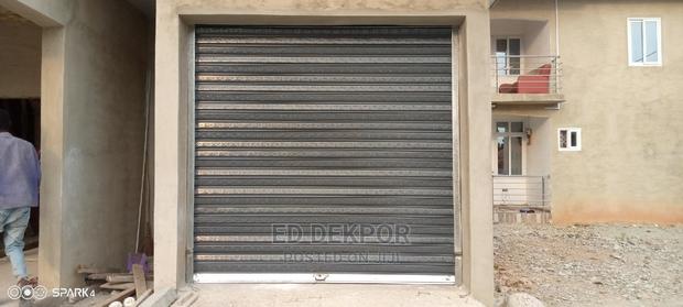 Shatter Gate 10 Feet by 8 Feet · Photo 1