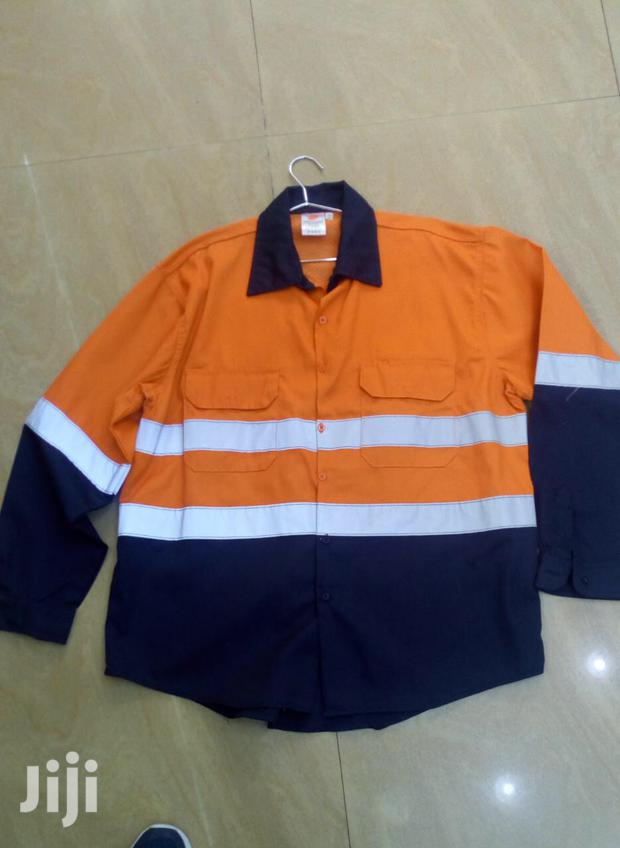 Reflective Shirt · Photo 4