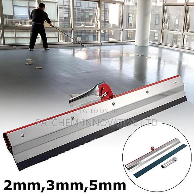 Epoxy Squeegee photo 2