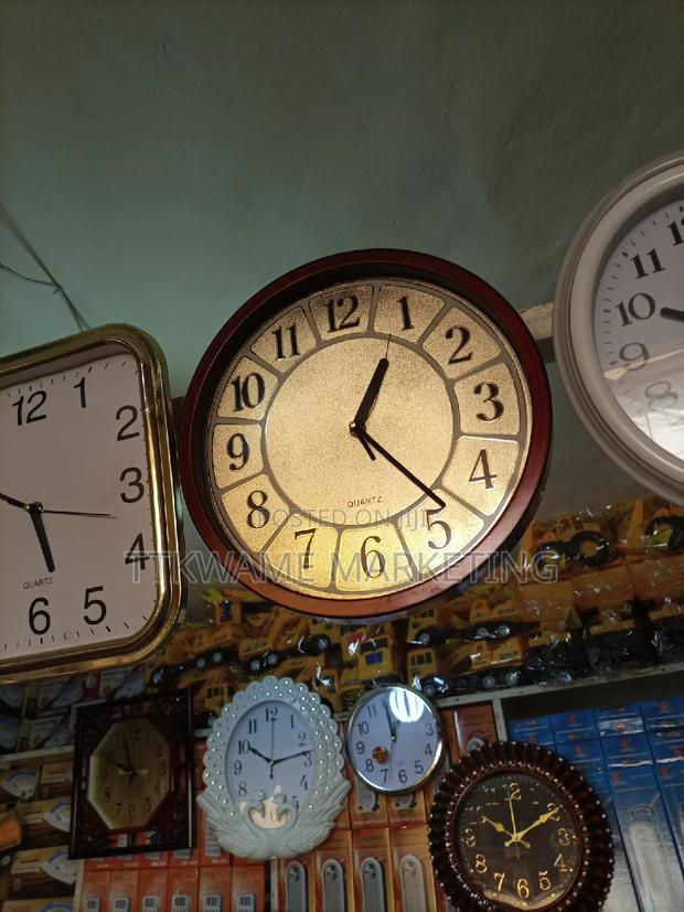 Wall Clock · Photo 2