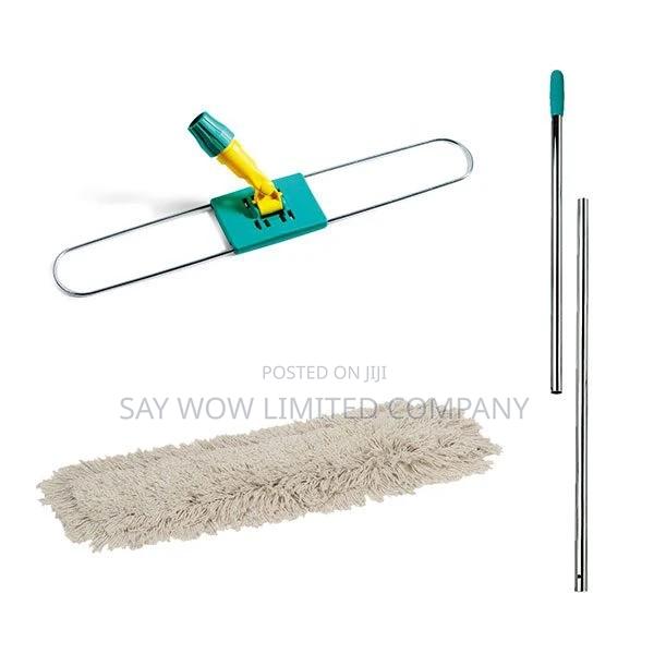 Ramon Dust Sweeper and Aluminum Telescopic Handle · Photo 4