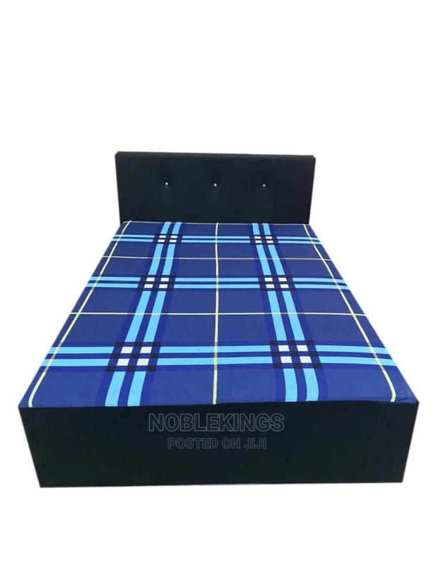 Inbuilt Double Bed With Mattress