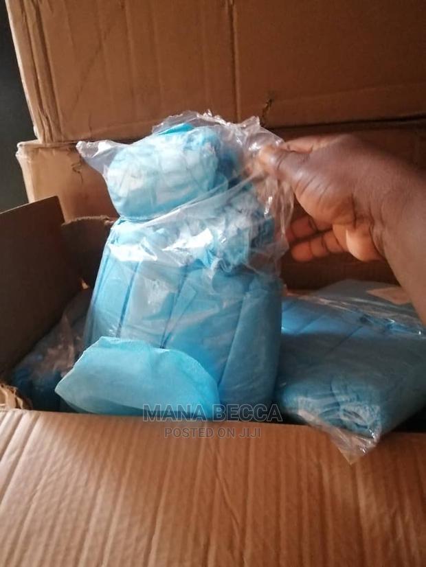 Shoe Cover Available · Photo 2