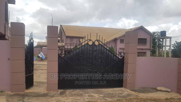 Furnished 6bdrm Mansion in B2 Properties, Kumasi Metropolitan for sale · Photo 2