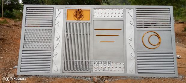 Beautiful Metals Sliding Gate · Photo 2