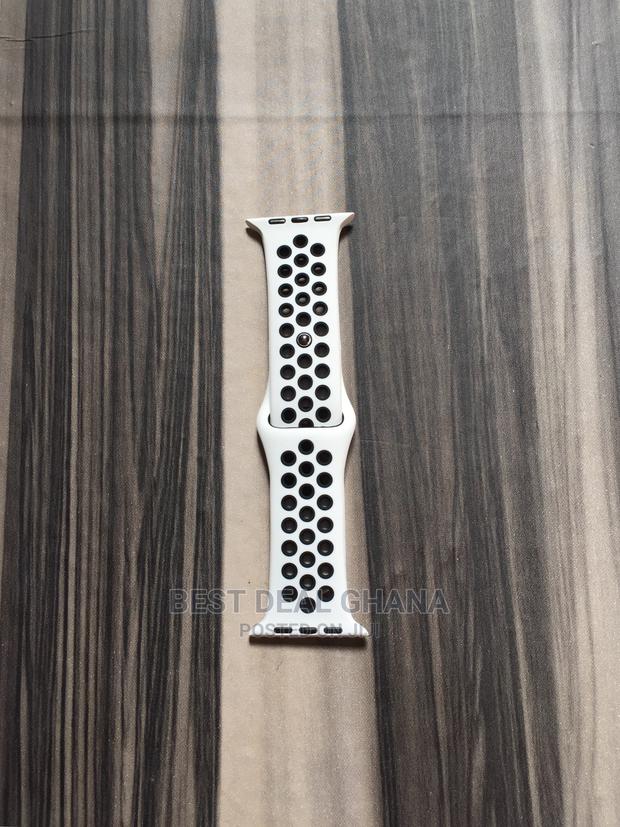 Apple Watch Nike Straps for Series 1 to 9 · Photo 2
