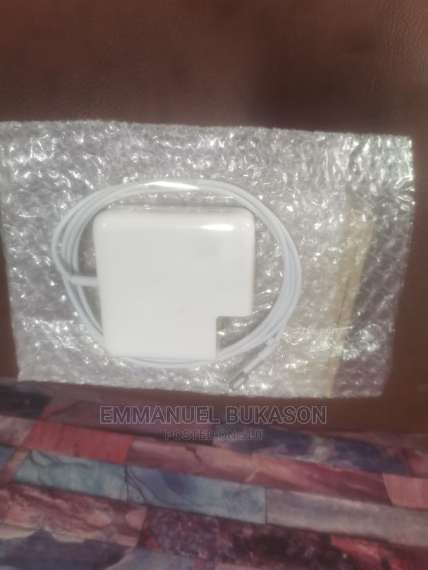 Macbook Retina Pro 85w Charger · Photo 3