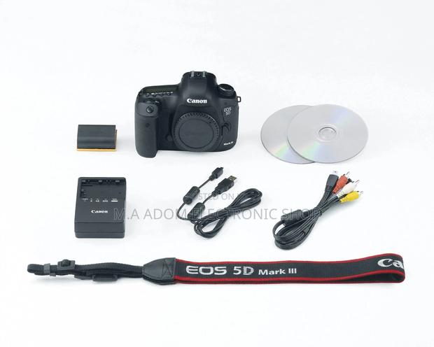 Canon Eos 5D Mark III Digital Camera · Photo 3