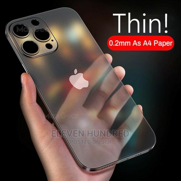 Apple iPhone 13 Series Ultra Thin Matte Case · Photo 3