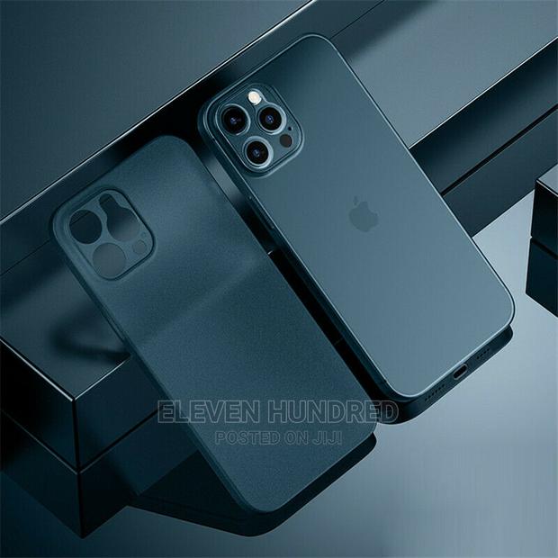 iPhone 12 Pro Max Ultra Thin Matte Case · Photo 3
