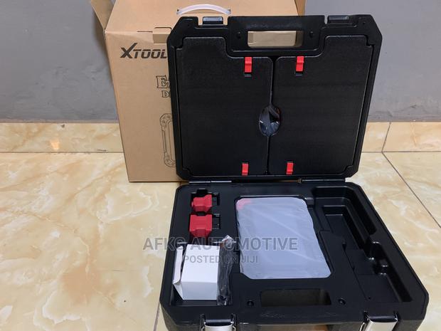 Xtool Ez400pro Diagnostic Scanner photo 3