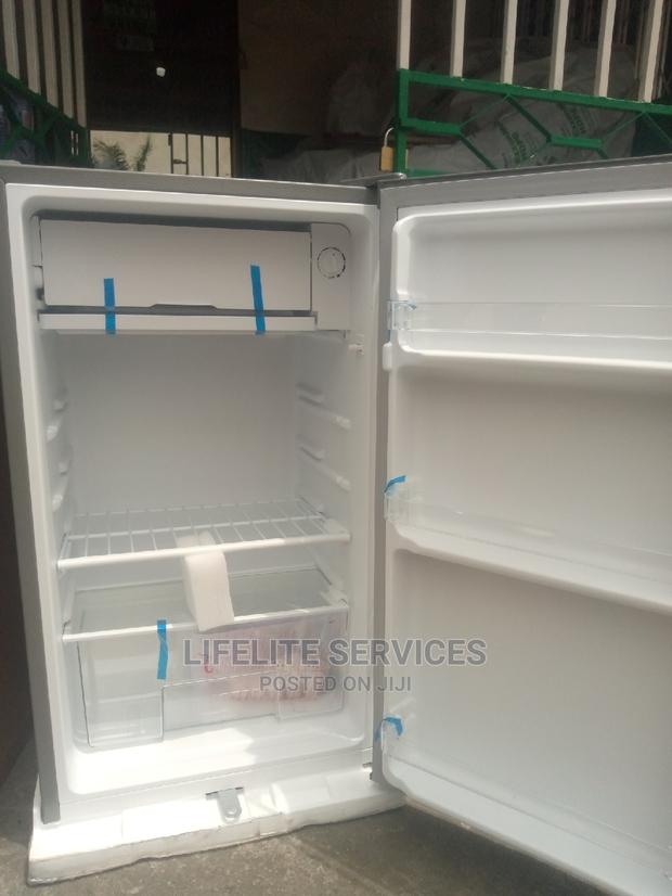Fast Cooling Table Top Fridge