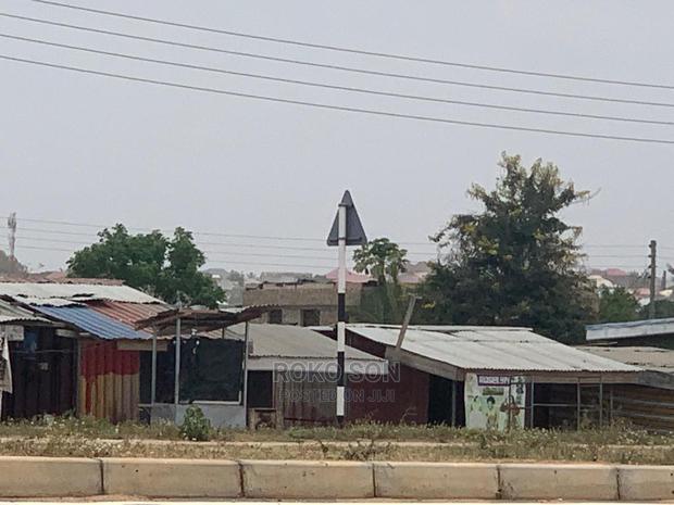 3 Acres Of Land For Sale At Ablekuma Main Road Side. · Photo 2