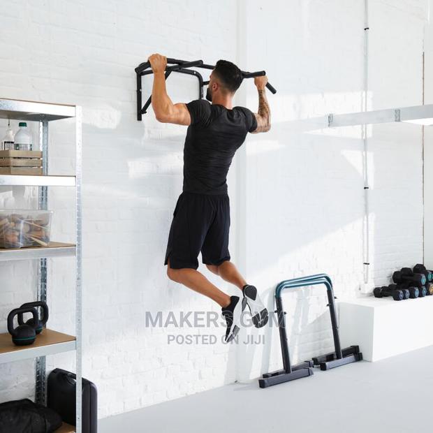 Pull-Up Bar Strength Training · Photo 3