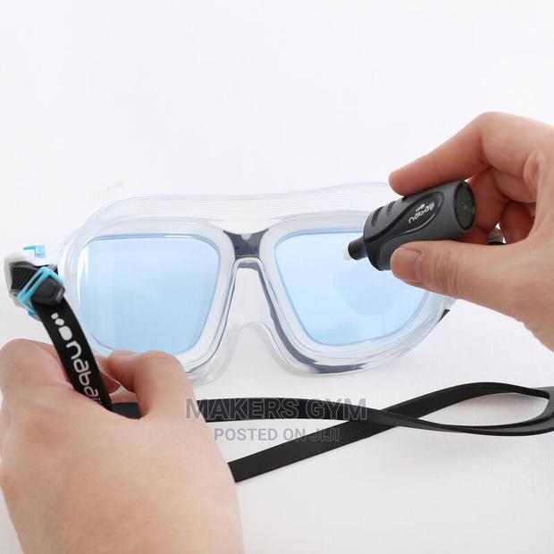 Swimming Goggles Anti-Fog Restorer · Photo 3