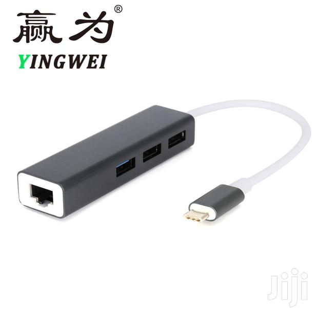 Type C USB Hub With Network Input · Photo 2