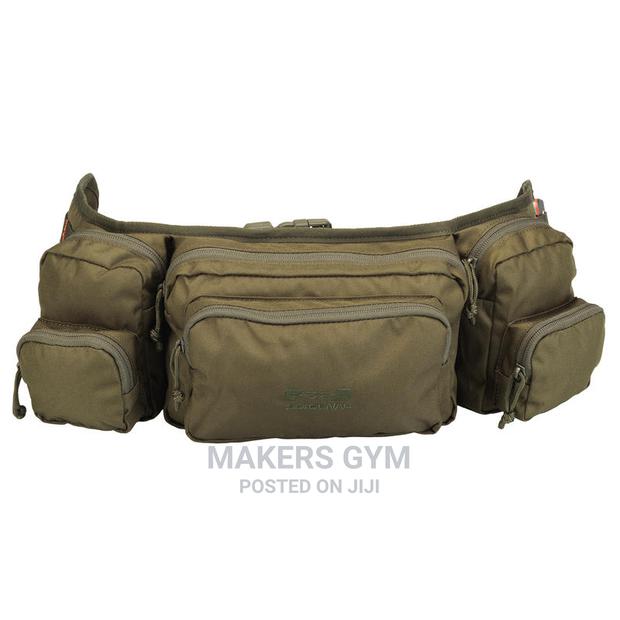 Waist Bag (7L)ARMOUR · Photo 3