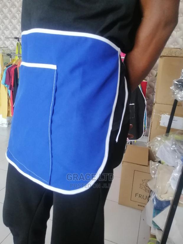 Half Bar Apron · Photo 3